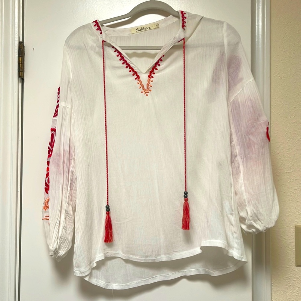 Solitaire Embroidered Spring/Summer Blouse